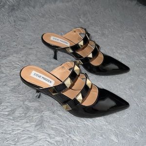 🆕🌟Steve Madden Large Studded Pumps🌟